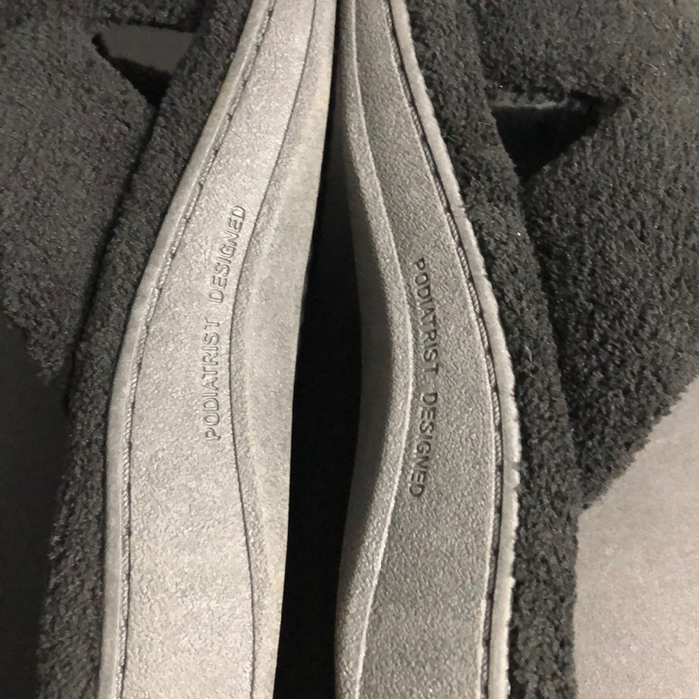 VIONIC TERRY CLOTH SLIPPERS BLACK LADIES SIZE 9 - Picture 5 of 6